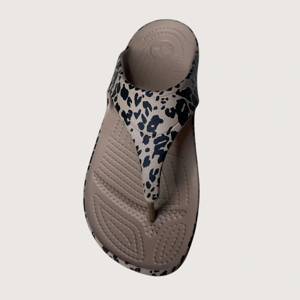 Crocs Sandals Women Sz 9 Leopard Kadee II Flip Flop Comfort Walking Animal Print - Picture 7 of 17